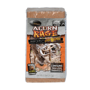 Wgg Acorn Rage Salt Block 4 LB.